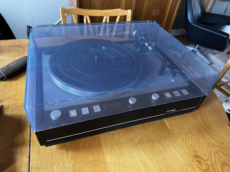 Thorens TD 126 MK III Electronic Thorens TD 126 MK III Electronic - Bild 3 av 11