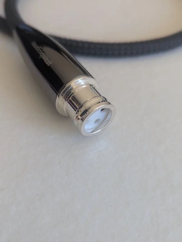 AudioQuest Carbon AES/EBU 110&Omega; &ndash; 0.75 m - Kuva 4 / 5