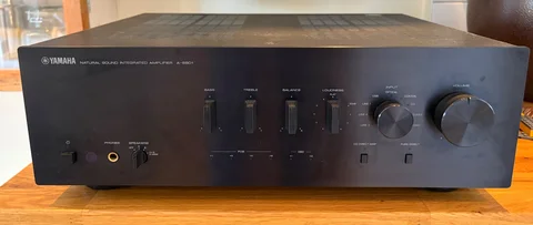 Yamaha A-S801 i mycket gott skick &ndash; kraftfull stereof&ouml;rst&auml;rkare med DAC