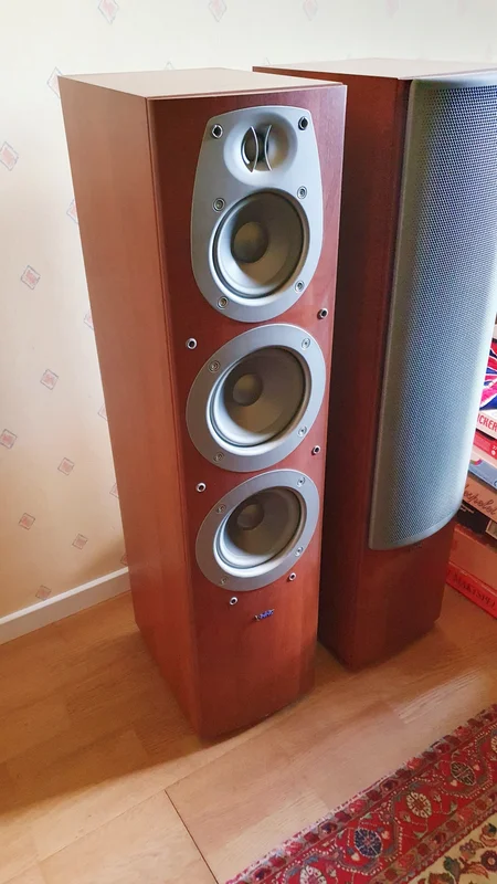 INFINITY BETA 40  - Bild 3 av 3