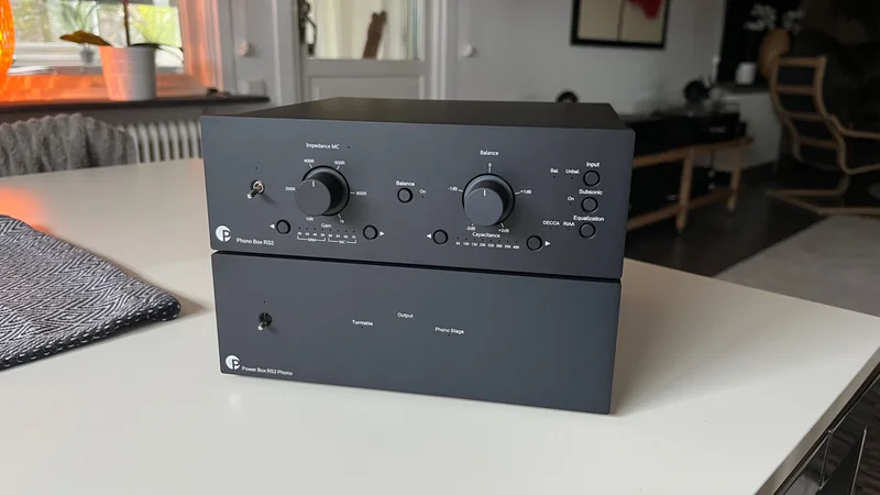 Pro-Ject phono box RS2 med RS2 nätdel Pro-Ject phono box RS2 med RS2 nätdel - Bild 1 av 2