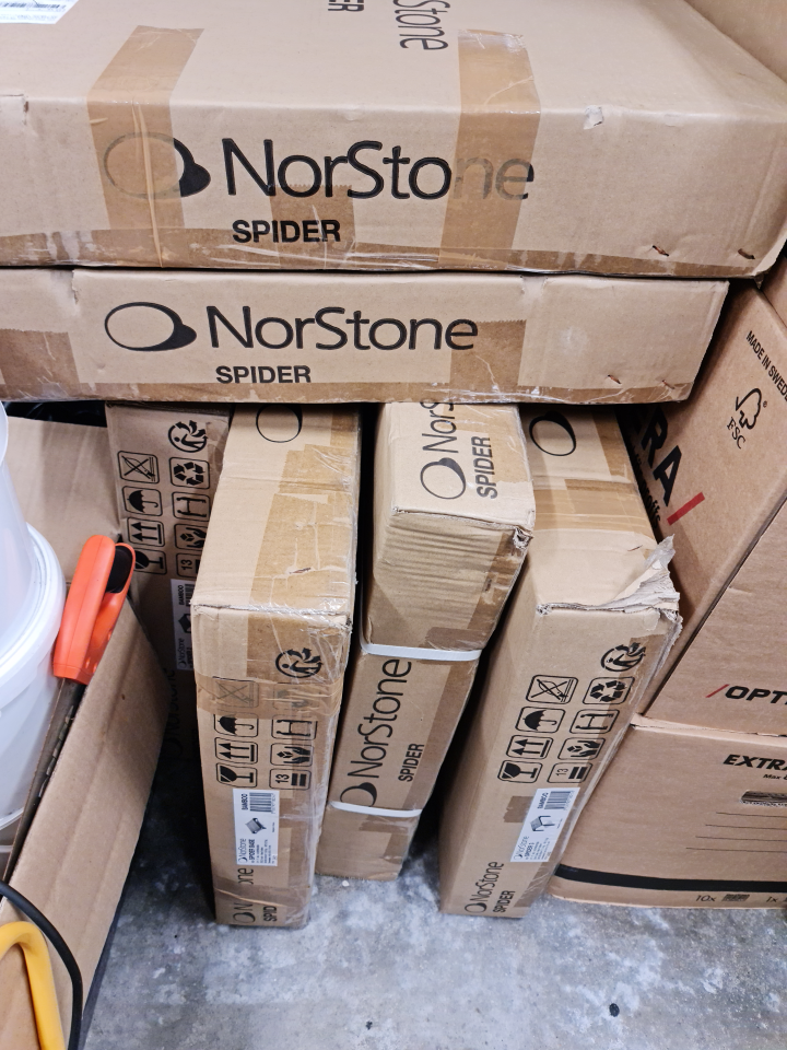 Norstone Spider Base + 1 + 2 +3 - totalt5 hyllplan (Bambu), perfekt skick - knappt använt