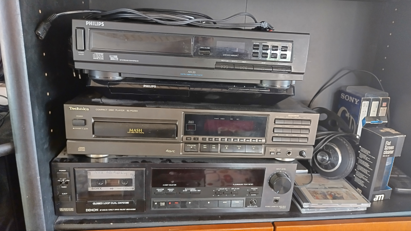 Denon DR-M44 kassettbandspelare - Bild 2 av 2