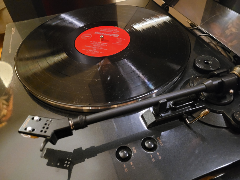 Vinylspelare Denon DP-300F - Bild 4 av 6