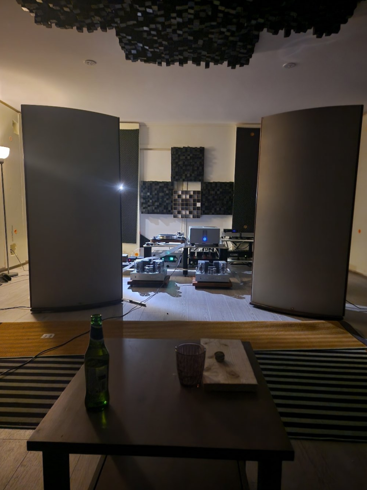 Soundlabs majestic 645