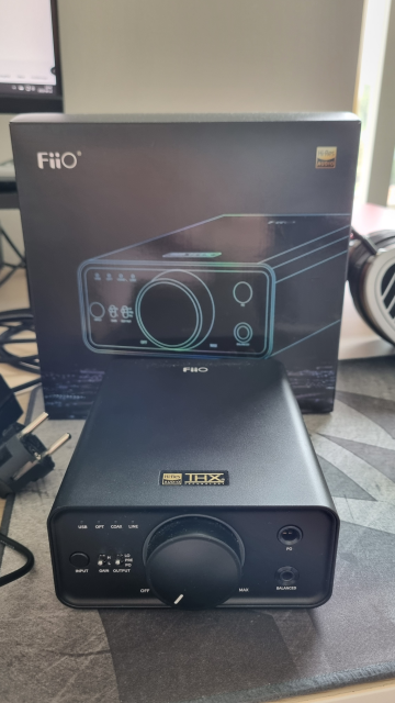 FiiO K7 hörlursförstärkare/dac