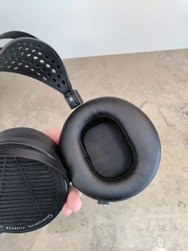 Audeze LCD-2 Classic &ndash; nyskick &ndash; komplett med tillbeh&ouml;r - Bild 5 av 6