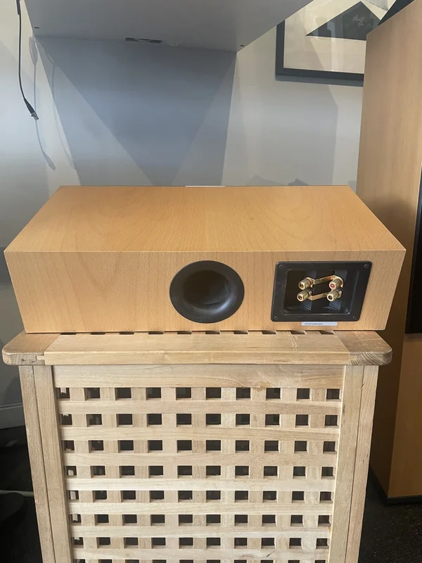 Audiovector Signature Center - Bild 2 av 2
