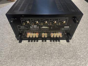 Rotel RMB-1095