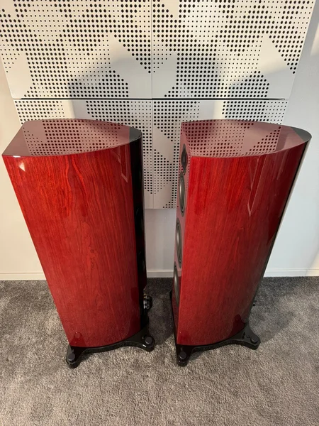 Gauder Akustik Elargo 200 &ndash; Premium High-End Floorstanding Speakers (Wine Finish) - Billede 6 af 14