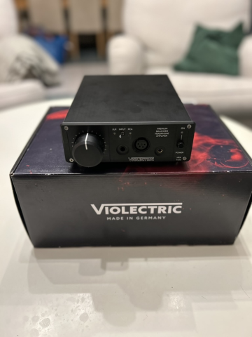 Violectric HPA V222 – Hörlursförstärkare i toppklass – Perfekt skick!