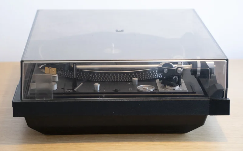 Dual 721 2-Speed Direct-Drive Turntable (1976-1979) - Bild 5 av 7