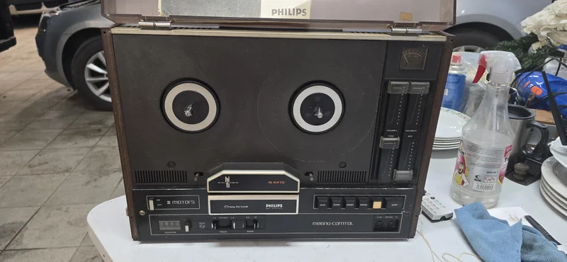Klassisk rullbandspelare fr&aring;n Philips - Bild 2 av 2
