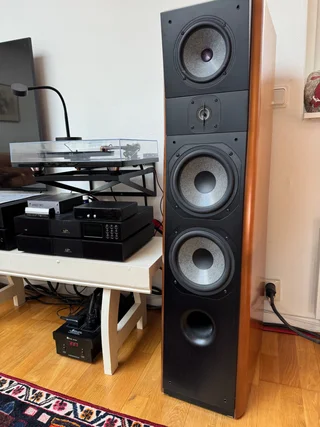 JLab (Focal) Electra 936