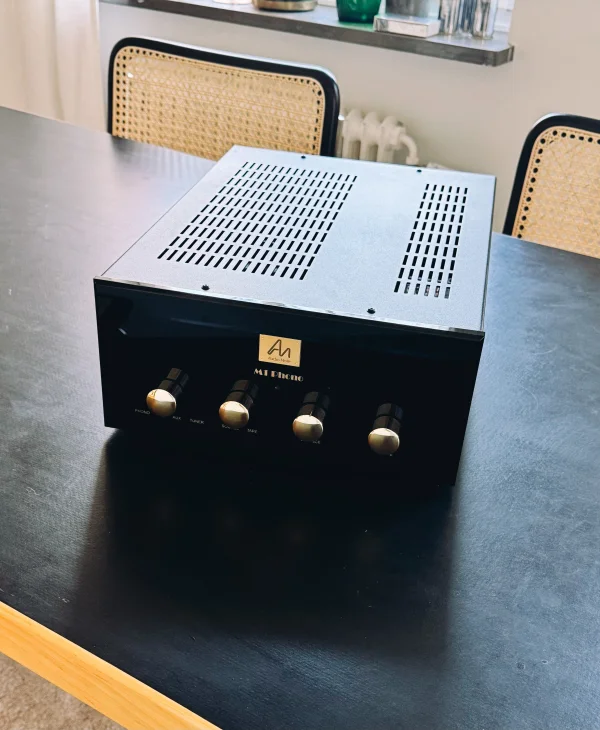 Audio Note M1 Phono f&ouml;rsteg, nyskick, 2022, originalkartong - Bild 1 av 3