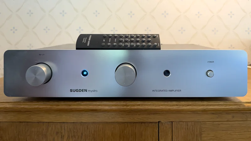 Sugden Mystro – musikalisk brittisk förstärkare Sugden Mystro – musikalisk brittisk förstärkare - Billede 1 af 1