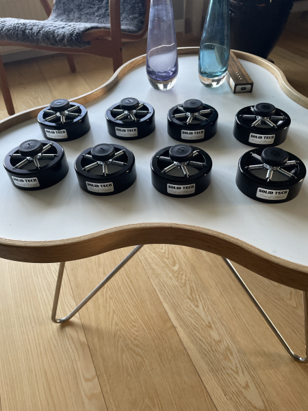 solid tech - Bild 1 av 1