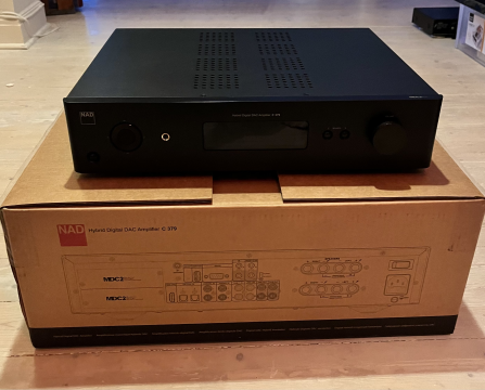 Nad c379 med wifi modul 