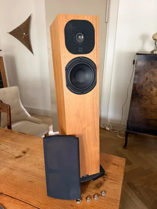 Högtalare 