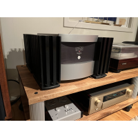 Sökes slutsteg Mark Levinson alt Krell