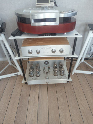 Opera Consonance stereostapel