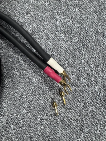 Shunyata Anaconda Högtalarkablar, 2 meters. Shunyata Anaconda Högtalarkablar, 2 meters. - Bild 5 av 5