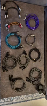 Massor blandat, rensar l&aring;dorna.