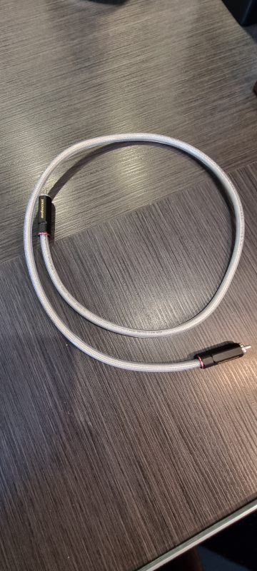 Kinesiska Hi-End Kablar.