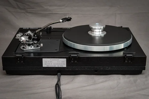 Thorens TD520