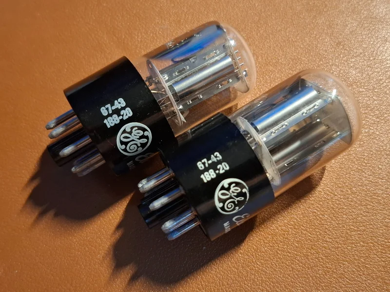 GE 6SL7GT – NOS Matchat Par – Nickel Plates – Side Getter GE 6SL7GT – NOS Matchat Par – Nickel Plates – Side Getter - Bild 3 av 6