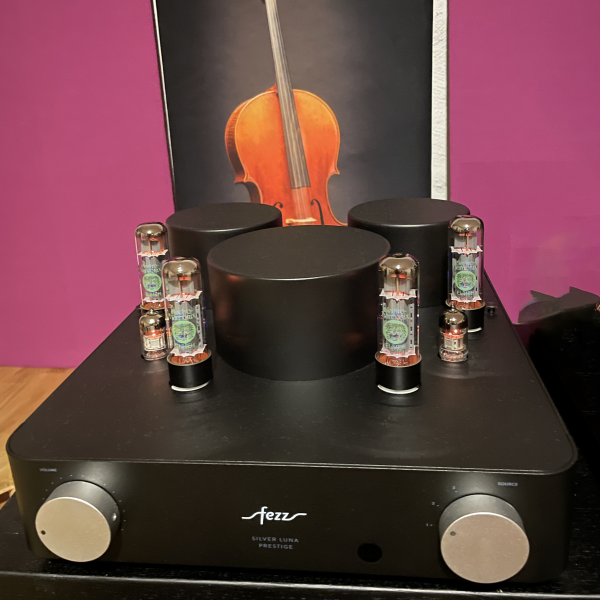 Fezz Audio Silver Luna rörförstärkare, nästan ny Fezz Audio Silver Luna rörförstärkare, nästan ny - Bild 1 av 2