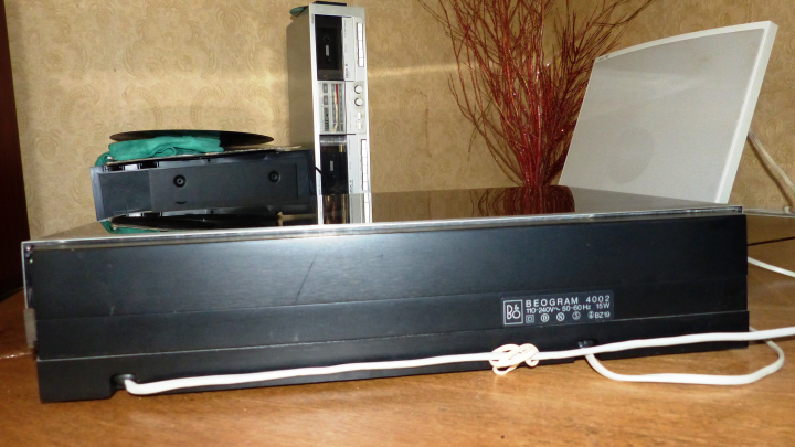 Bang & Olufsen beogram 4002 med MMC20E