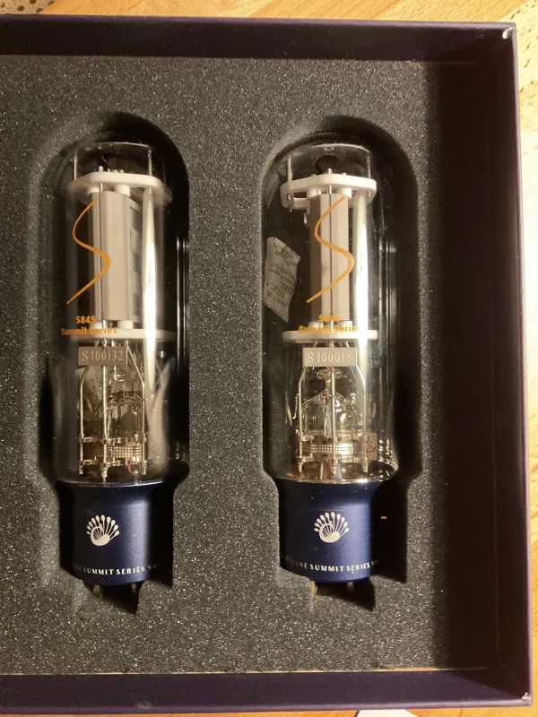 Psvane Summit 845 - Bild 1 av 2