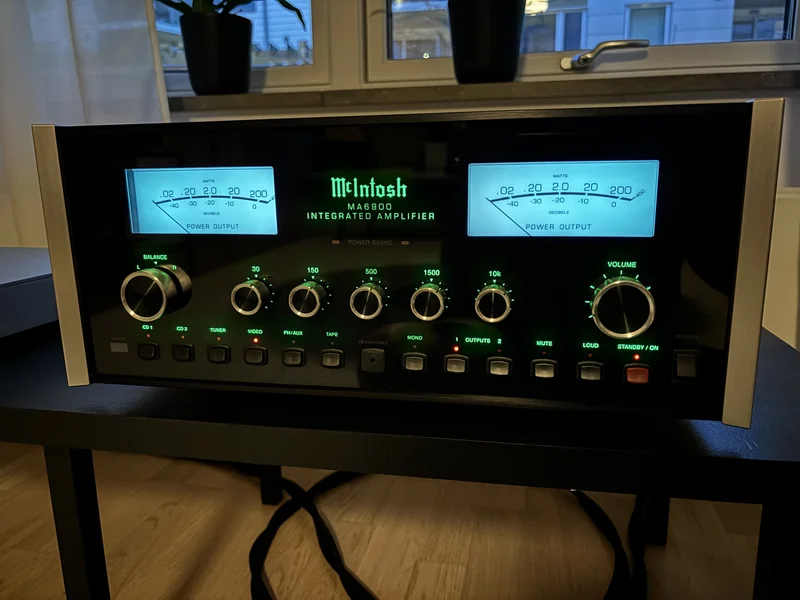 Mcintosh MA6900 - Bild 1 av 1