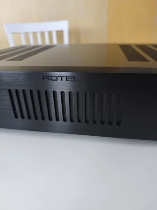 Rotel RB-1562