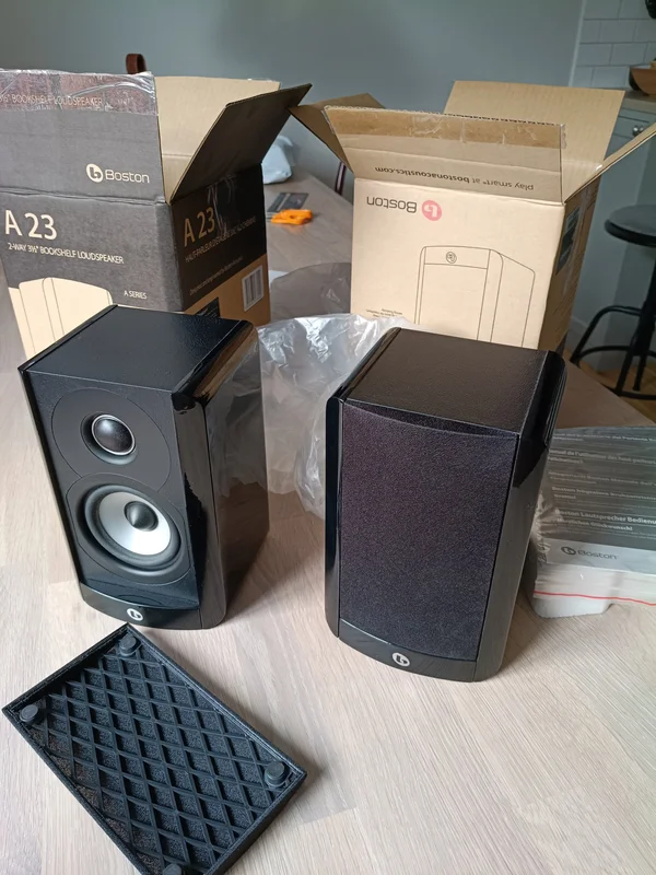 Boston Aucoustics A23 svarta - Image 1 of 2