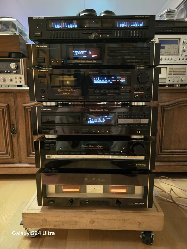 Pioneer Urushi  - Bild 2 av 2