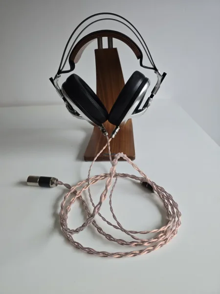 Meze Elite h&ouml;rlurar - Bild 1 av 3