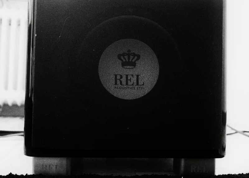 REL T/7x Subwoofer - Bild 1 av 4