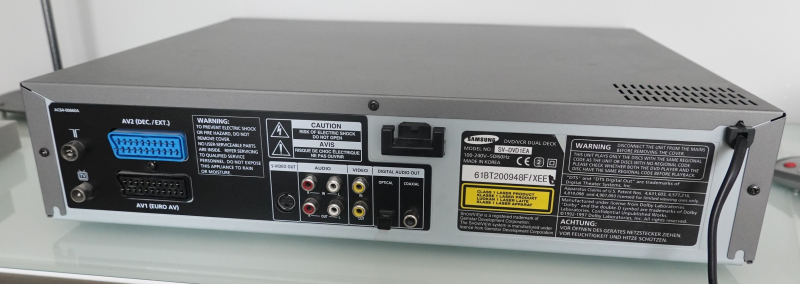 SAMSUNG VHS-DVD kombispelare  - Bild 5 av 12