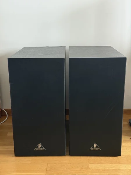 Monsterbas! 2x B2092A Truth 360 W Subwoofer - Bild 1 av 3