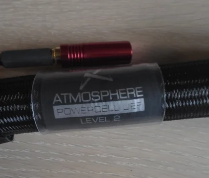Synergistic Research Powercell 8 uef SE + Atmosphere Level 2 str&oslash;mkabel