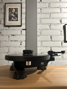 AVID Ingenium / Jelco SA-250 S 