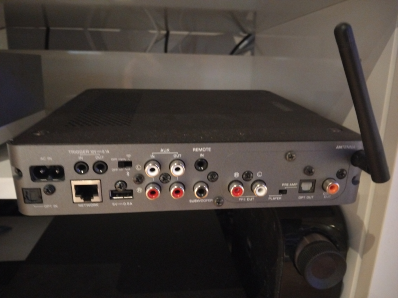 Yamaha wxc-50  - Bild 2 av 2