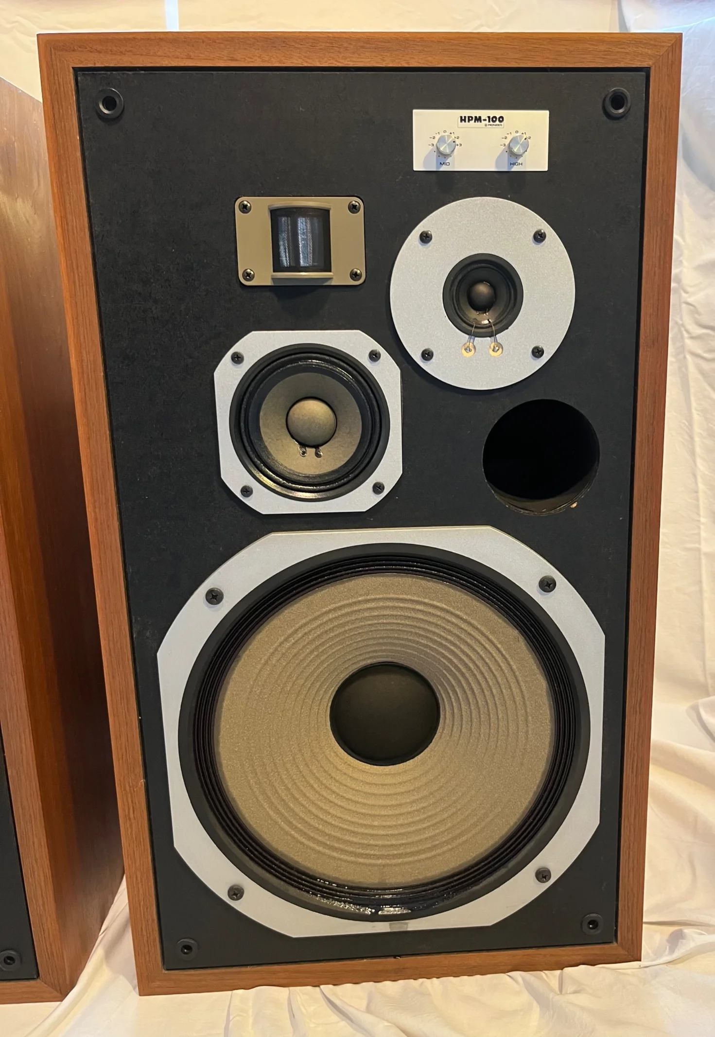 High end grejer High end grejer - Bild 4 av 19