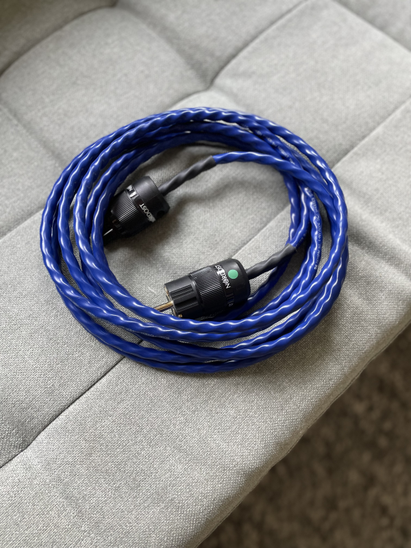 Nordost Blue Heaven LS Power chord, 5 meter Nordost Blue Heaven LS Power chord, 5 meter - Bild 1 av 3