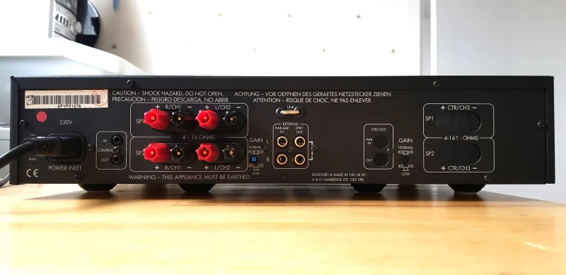 ARCAM Alpha 10P Stereo Power Amplifier ( Slutsteg ) (&Auml;ven bytes) - Bild 2 av 2