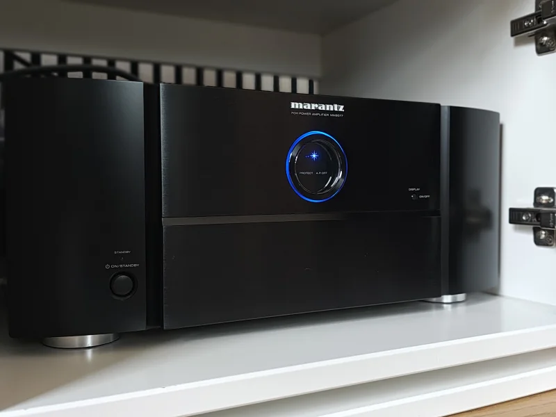 Marantz MM8077 7x150w hemmabioslutsteg - Bild 1 av 2