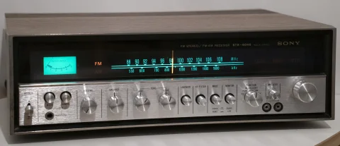 Sony STR-6046 AM/FM Stereo Receiver (1971-74)
