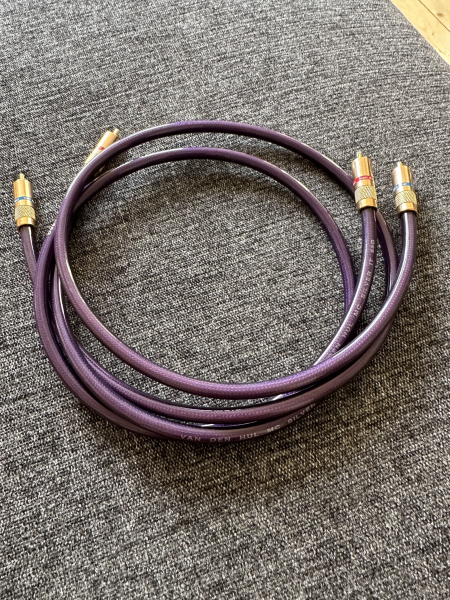 Van den Hul - Bild 1 av 3